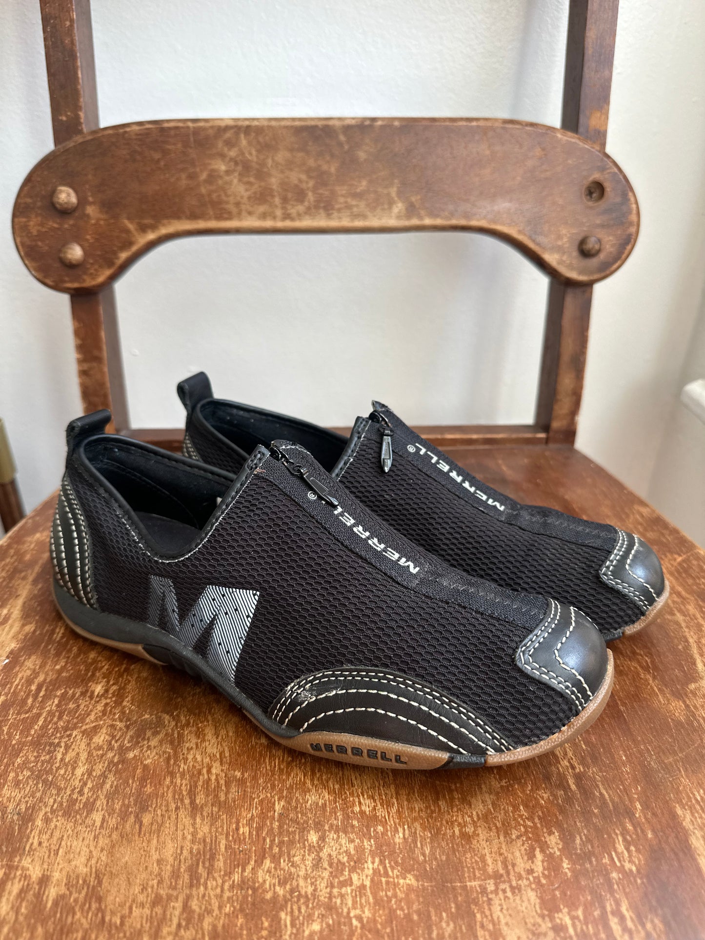 MERRELL zip flats
